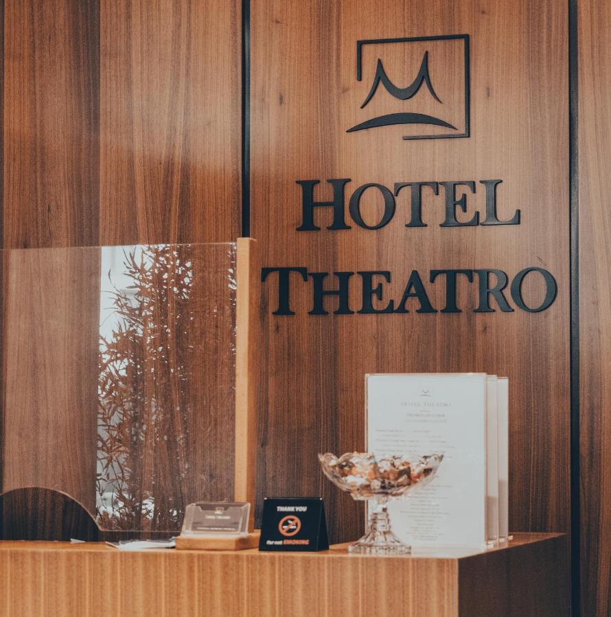 Hotel Theatro- City Center Tirana Bagian luar foto